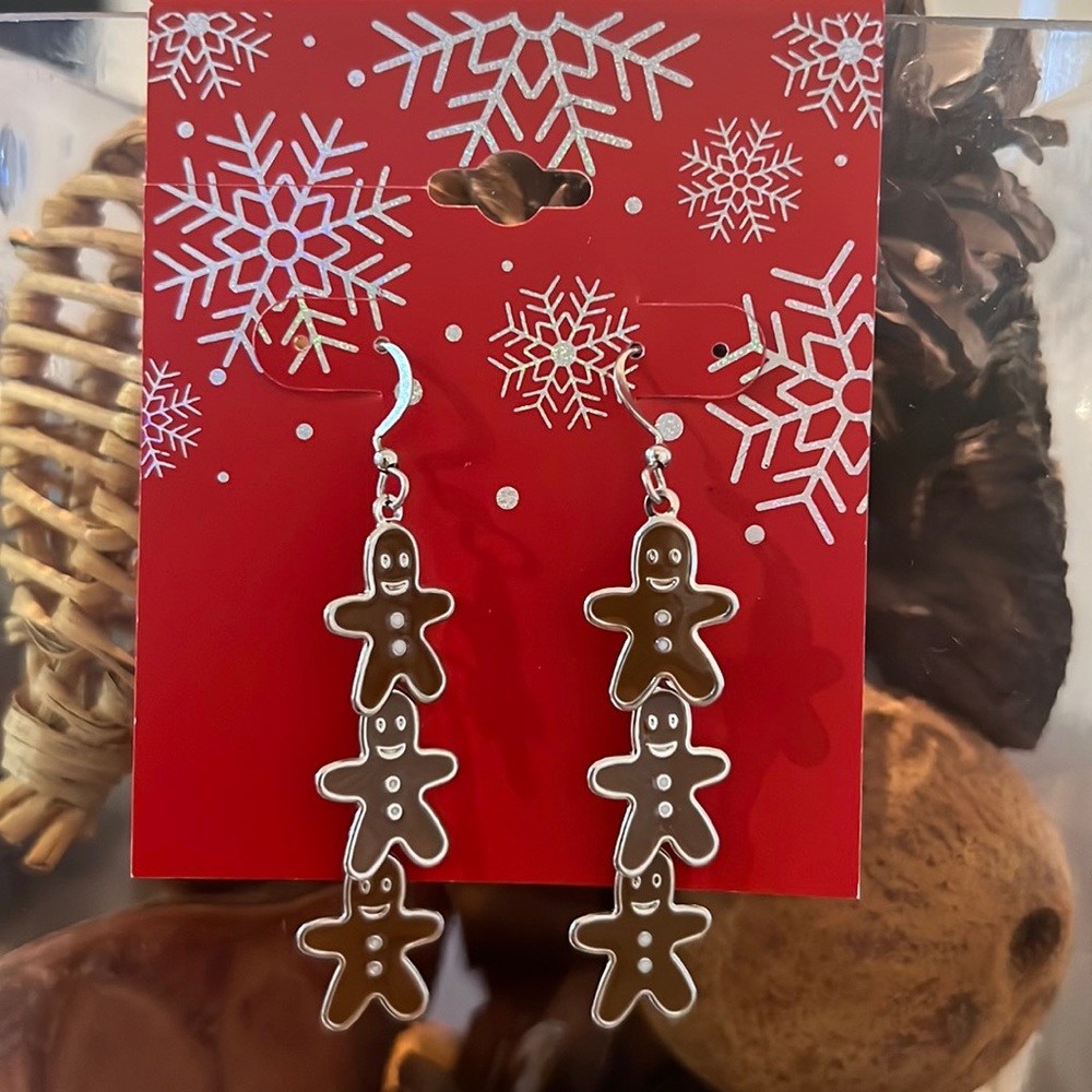 3/$20🎀 Gingerbread Christmas earrings 🎁🎄